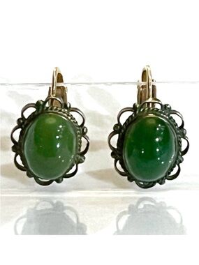 🦚Elegant 1950s Vintage 12K GF /Sterling Silver Jade Clip on Earrings